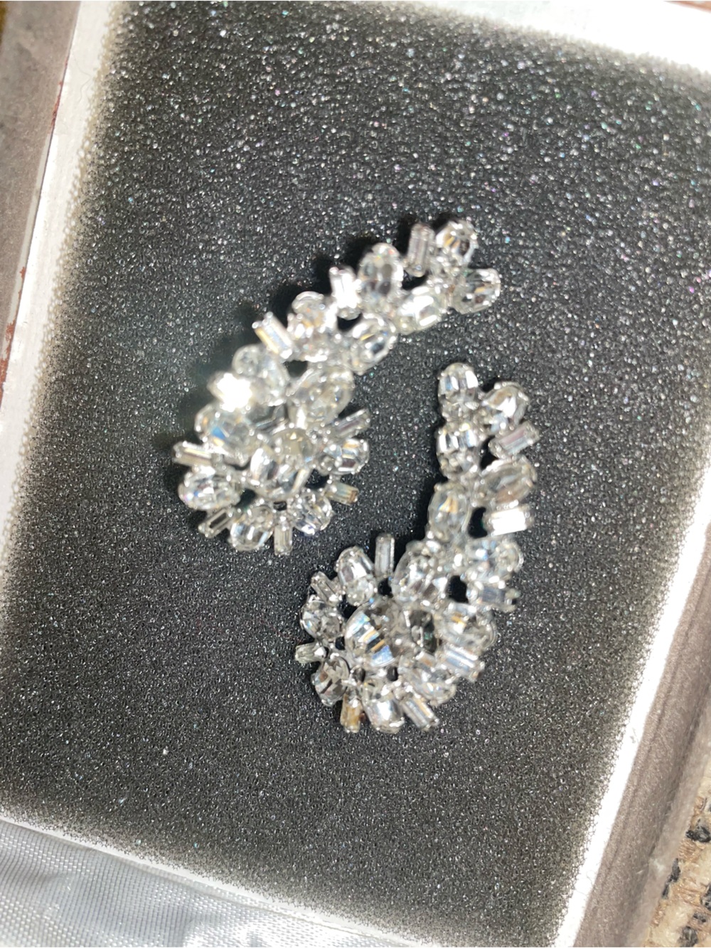 Vintage Crystal Ear Crawler Clip on Earrings - Silver Clear